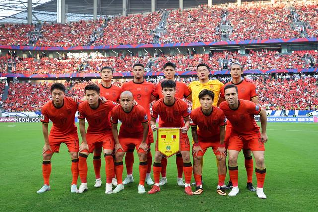 身赛, 足在本年度