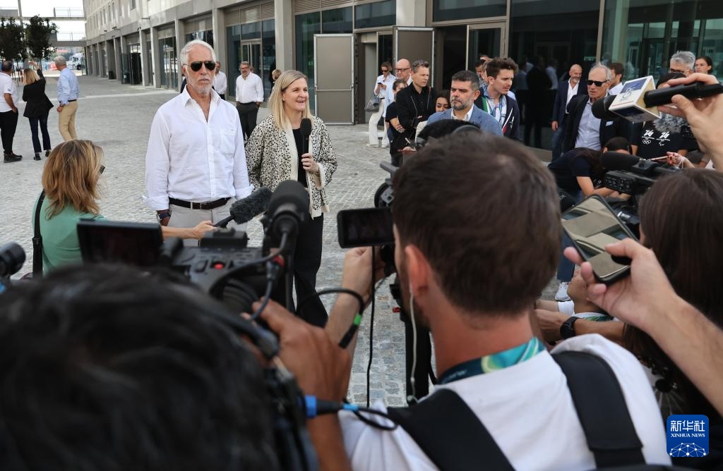 https, 新华社记者, img https, 新华社记者, img