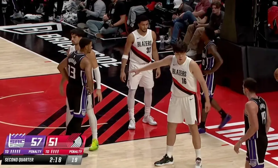 送出盖帽并 送出盖帽并